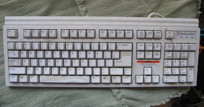 1997 Packard Bell Keyboard